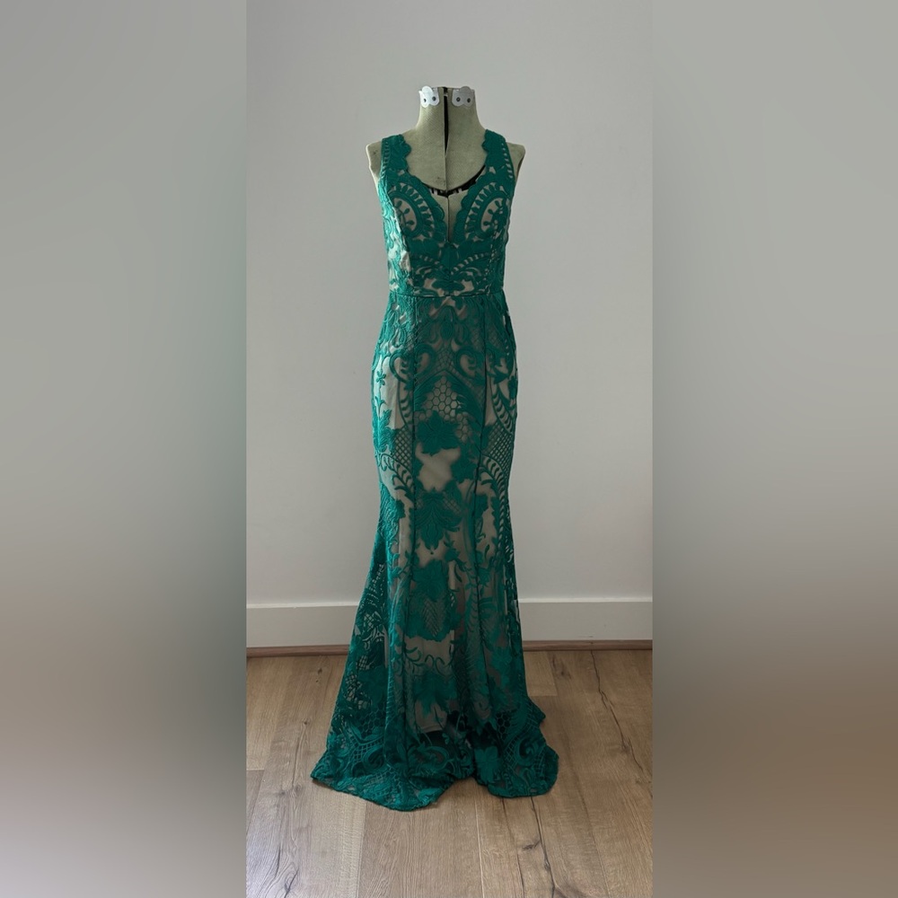Vici | Green Lace Gown | S